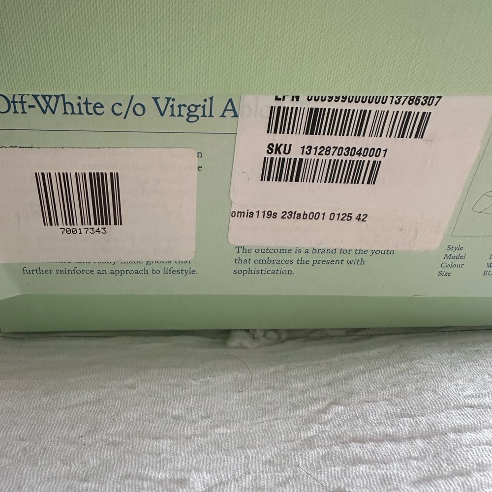 Off-White Red and White Sneakers - Picture 13 of 15